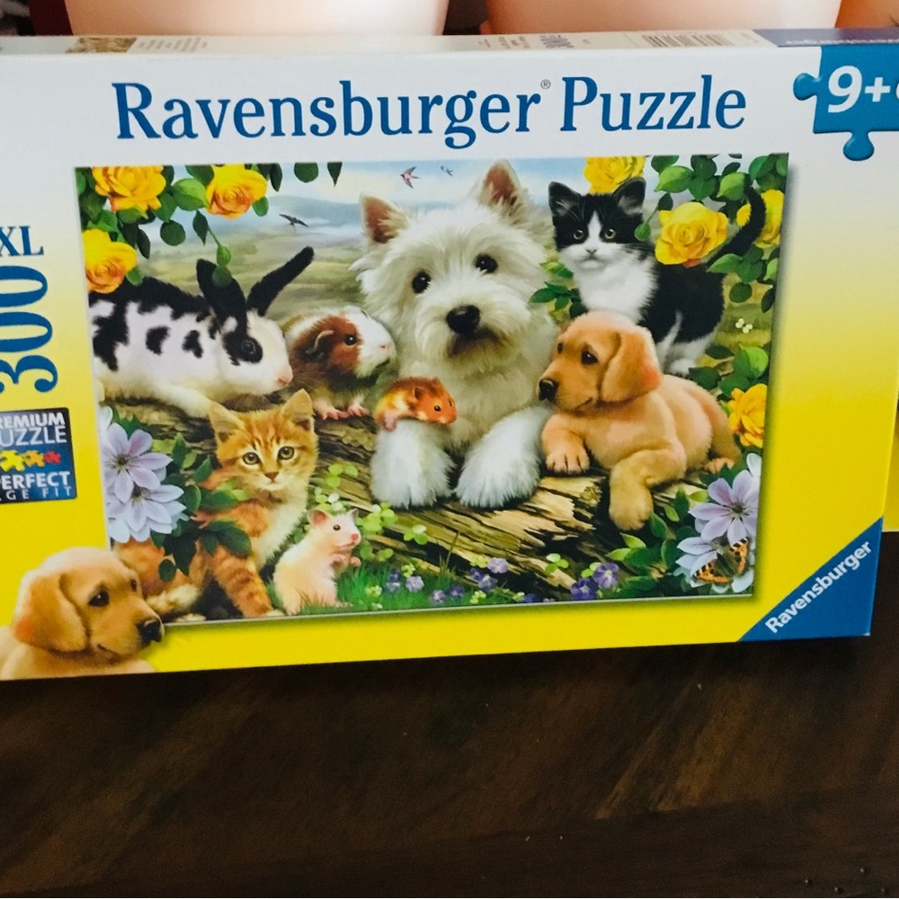 Ravensburger Puzzle with Pets - Yellow and Green